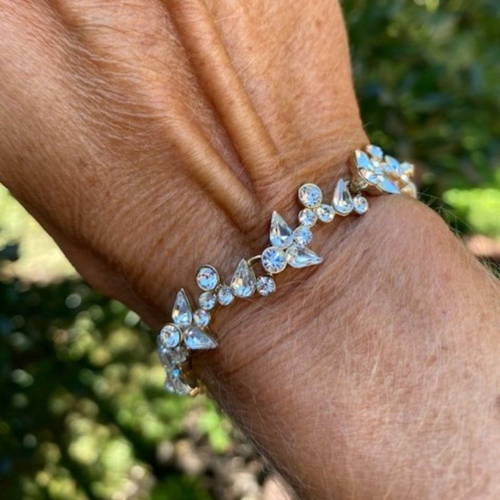 VTG CAROLEE Rhinestone Leaf Link BRACELET